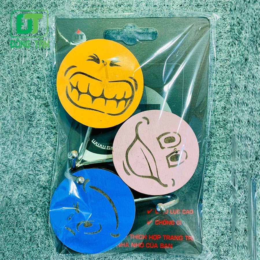 Combo 6 Móc Dán Tường Bằng Gỗ Mặt Cười Ngộ Nghĩnh Móc Treo Bằng Inox Có Sẵn Đinh Thép Màu Ngẫu Nhiên
