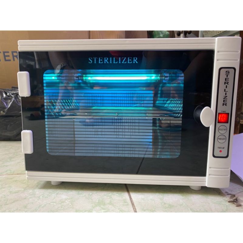 Tủ tiệt trùng dụng cụ bằng tia UV RTD-2008A