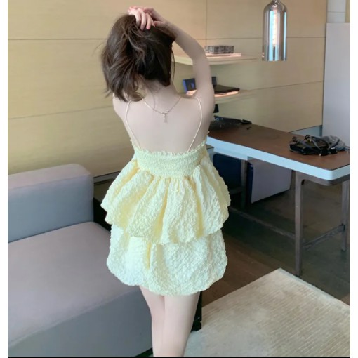 Summer 2021 new women's suit ruffled sling top + salt pleated wide-leg shorts two-piece ins | BigBuy360 - bigbuy360.vn