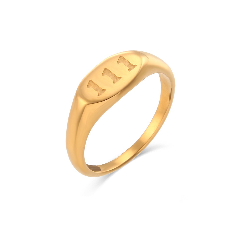 Nhẫn Thép Không Gỉ Mạ Vàng 18K Hình Số May Mắn