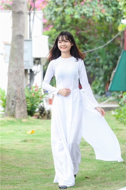 Áo dài nữ sinh