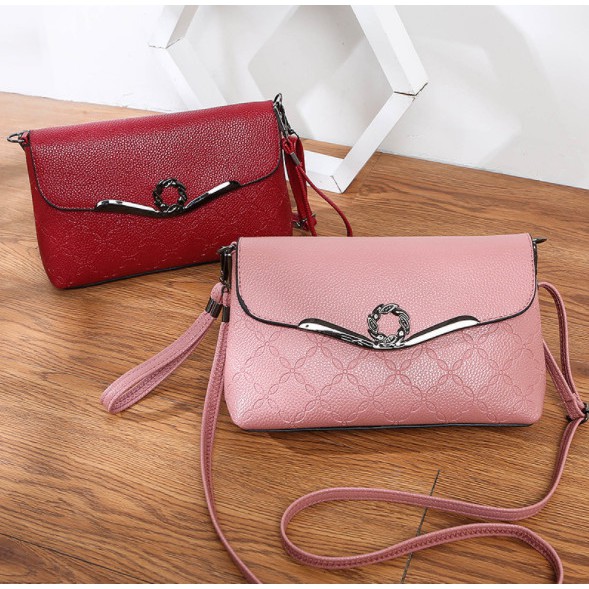 Túi đeo chéo nữ da mềm nhiều ngăn giá rẻ BAG U VNQ118