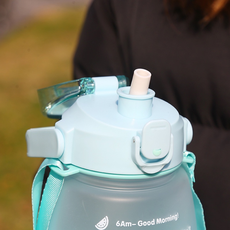 Bình Nước Thể Thao Có Ống Hút Dung Tích Lớn 1300ml Dễ Thương Xinh Xắn Dành Cho Bé