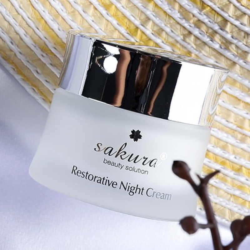Kem dưỡng phục hồi da, làm chậm quá trình lão hóa ban đêm Sakura Restorative Night Cream