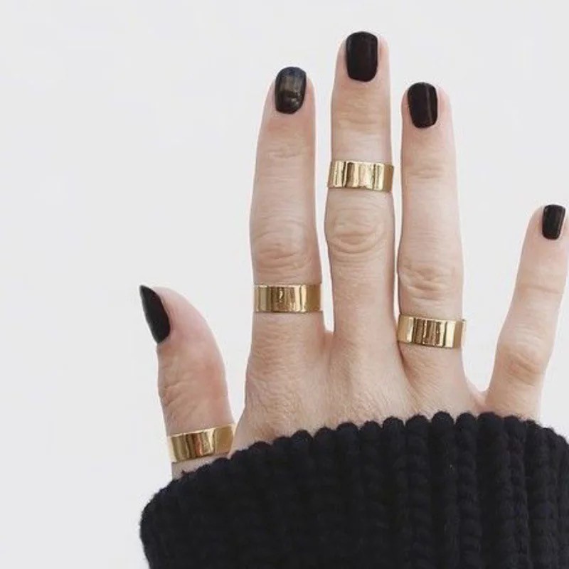 Nhẫn titan tròn mảnh bản to 7mm không gỉ UR190703