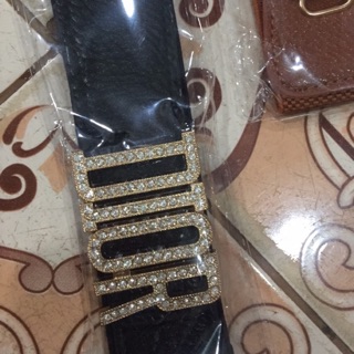 Nit vay combo cua khach lẻ