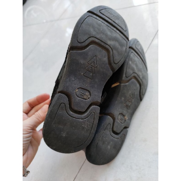 Pass giày thể thao sz 35