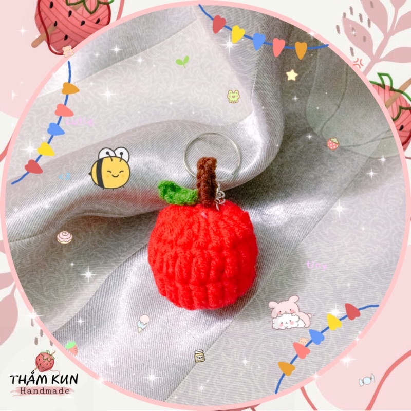 Móc khoá quả táo 🍎 handmade  có sẵn