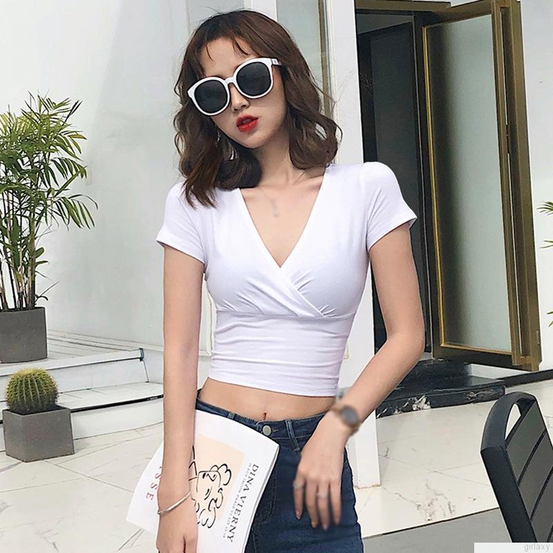 Áo thun lửng tay ngắn cổ chữ V màu sắc trẻ trung cho nữ