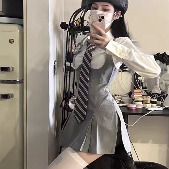 Váy Xương Cá Eo Cao Phong Cách Preppy Mỹ Cho Nữ