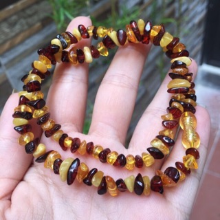 Vòng hổ phách thiên nhiên