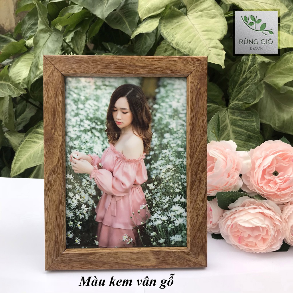 1 khung để bàn cạnh nhỏ hộp xinh xắn cỡ 9x13