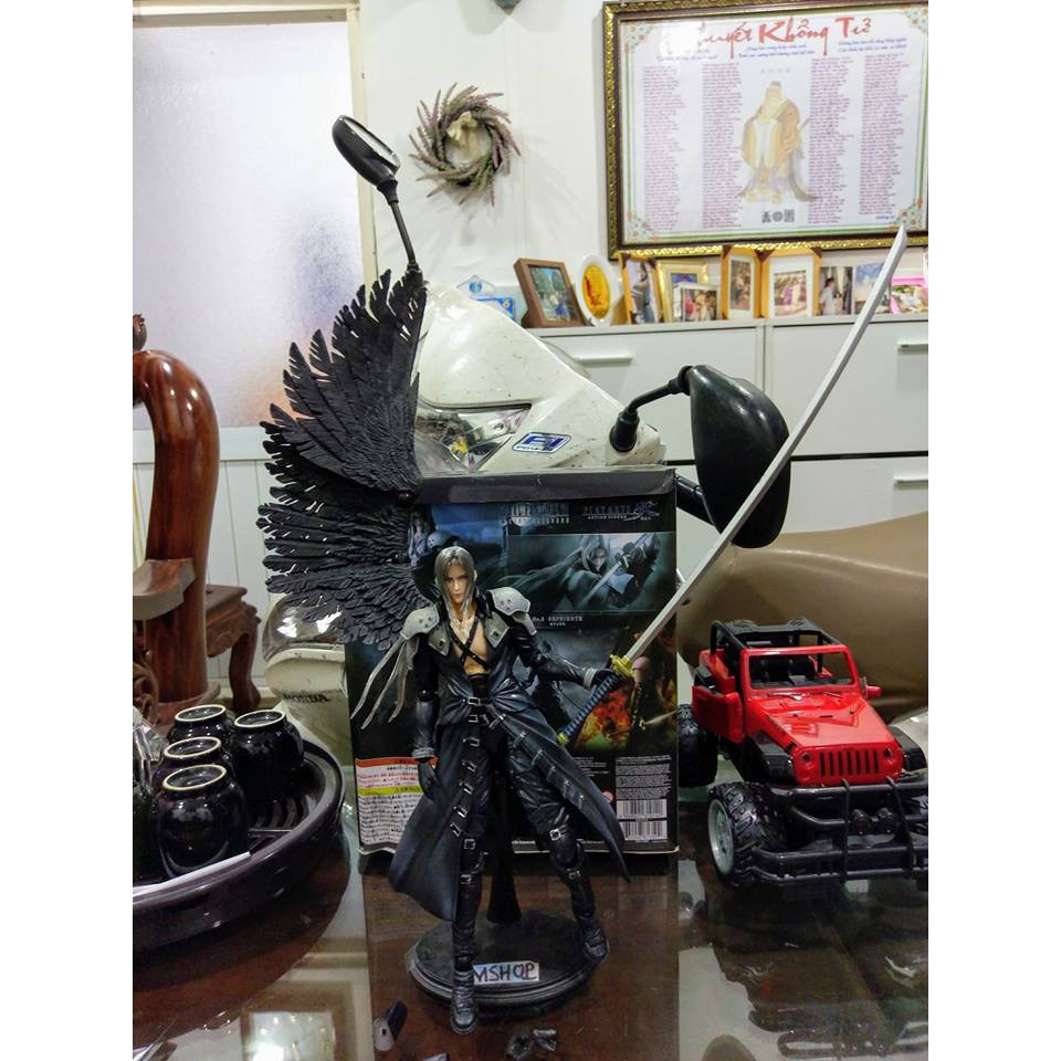Mô hình Sephiroth game Final Fantasy Play Arts Kai PAK