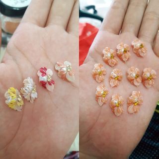 Hoa bột gắn móng , cúc nhí vẽ