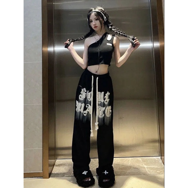 Quần thể thao COZOKC ống rộng in chữ thời trang Hàn Quốc