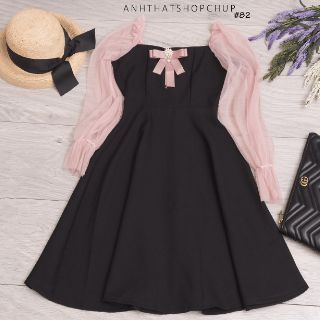 Đầm xòe cổ vuông phối tay lưới