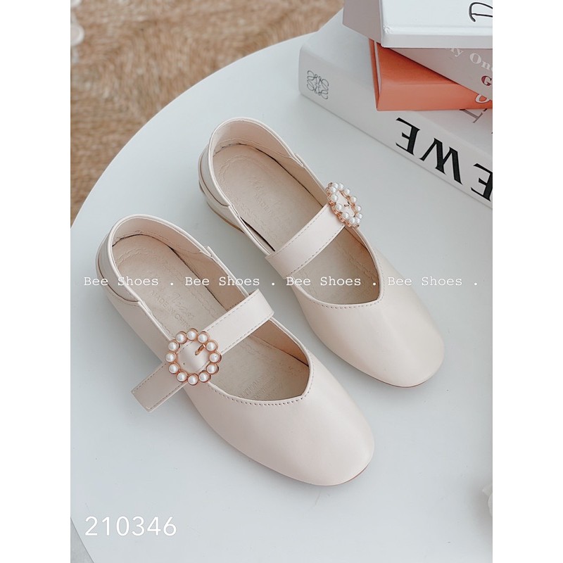 BEESHOES - GIÀY BÚP BÊ NỮ MŨI TRÒN ĐẾ VUÔNG - GIÀY BÚP BÊ NỮ MŨI TRÒN ĐẾ VUÔNG CAO 2 PHÂN SẴN MÀU KEM 210346