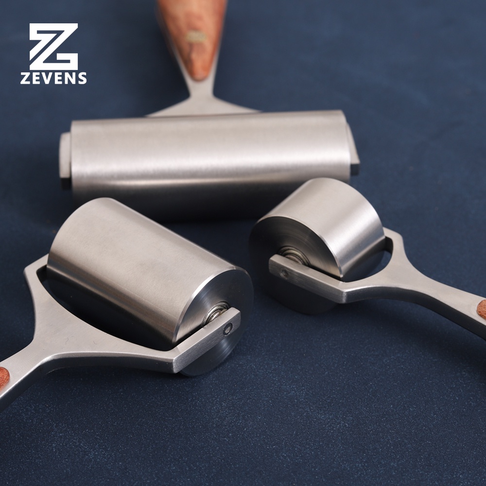 Con Lăn Bằng Thép Không Gỉ Cán Gỗ Hồng Mộc Cao Cấp Làm Đồ Da Thủ Công