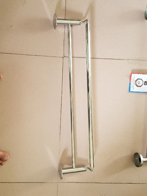 Kệ để đồ , khăn mặt Vinahasa inox dài 60 cm ( vắt khăn mặt )