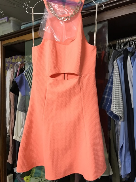 Đầm Guess chính hãng Canada