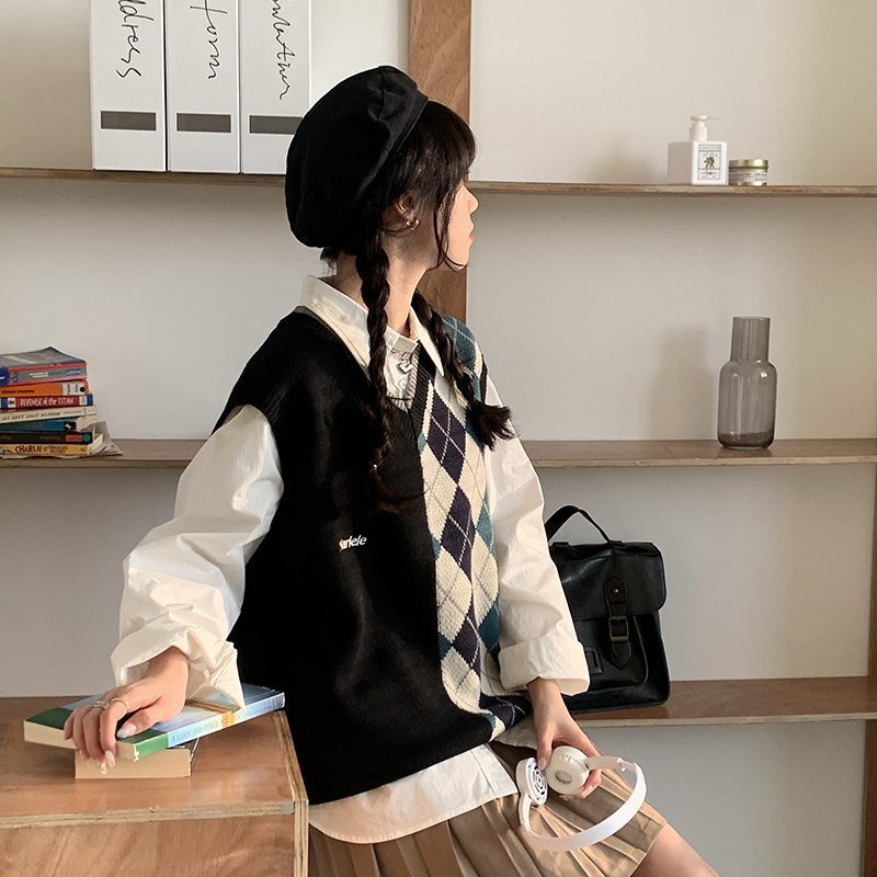 Áo len không tay cổ chữ V họa tiết kim cương phong cách Hormones | BigBuy360 - bigbuy360.vn