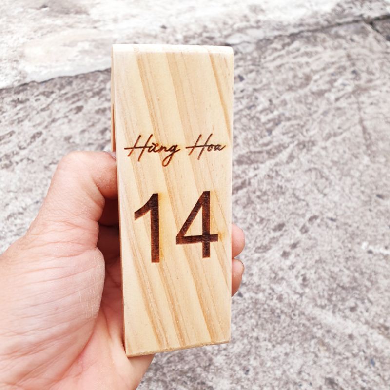 Thẻ số để bàn cà phê