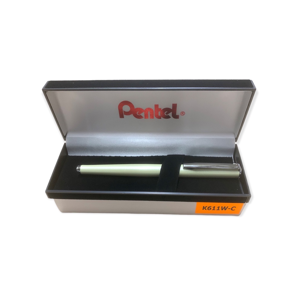 Bút ký cao cấp Pentel K611W-C nét 0.7mm thân bút màu sữa - Mực xanh (Thiết kế nắp đậy)