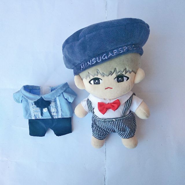 DOLL BTS SUGA SPECSU 20CM kèm outfit 8