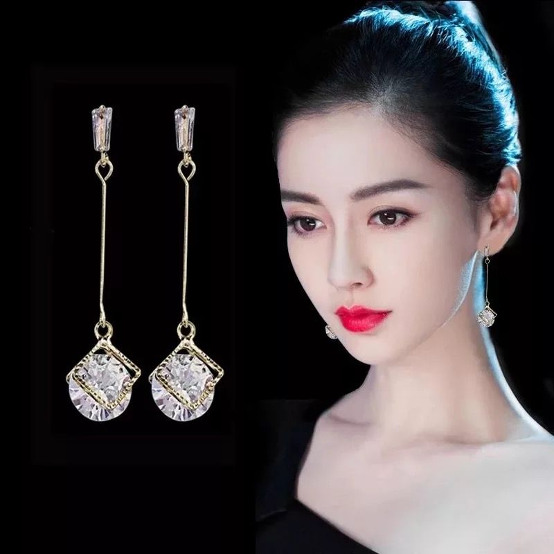 925 Korea Silver Fashion Fashionable Long zircon Earrings Personalized Diamond Temperament Diamond simple earrings and hundreds of mesh red trend ear