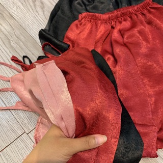 Bộ lụa 2 dây sexy (kèm video,ảnh thật)