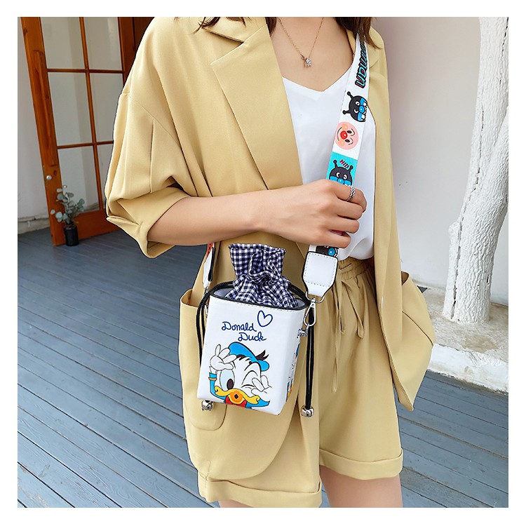 Túi xách nữ mini da pu hộp tròn, vuông in hình chuột Mickey vịt Dolnald 12X13X12cm Tiệm Của Nhi TSN01 | BigBuy360 - bigbuy360.vn