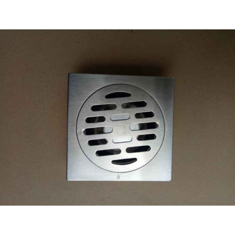 thoát sàn ngăn mùi inox 304  phi 90