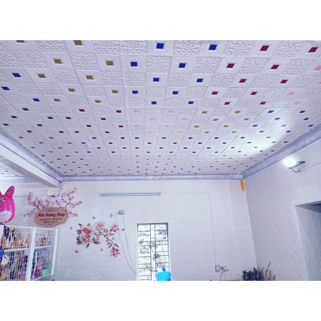 Xốp dán tường 3d kt 70x70 cm sẵn keo bóc dán , chống ẩm mốc | BigBuy360 - bigbuy360.vn