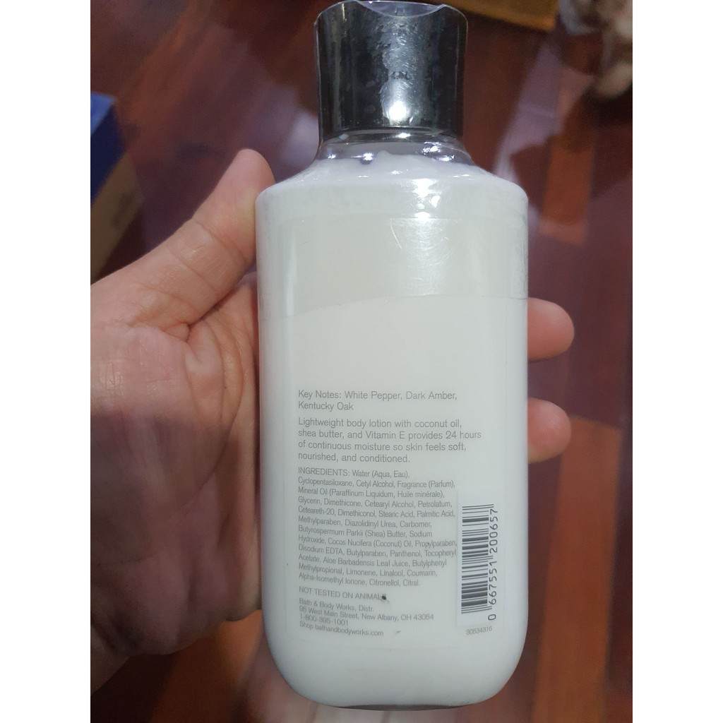 Dưỡng thể giữ ẩm da nam Bath &amp; Body Works Bourbon 24 Hr Moisture body lotion 236ml (Mỹ)