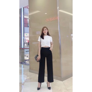 Áo thun croptop xoắn eo
