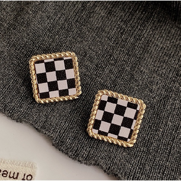 Đôi bông tai phong cách Hàn Quốc retro thời trang