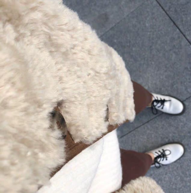 Áo lông cừu cúc nâu