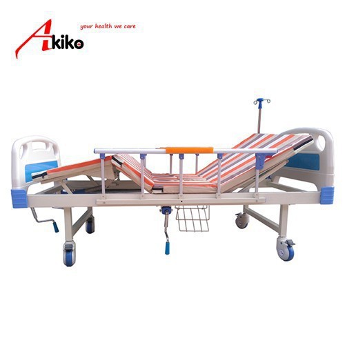 Giường bệnh nhân 3 tay Akiko A82 [ TẶNG BỘ MÁY ĐO ĐƯỜNG HUYẾT ]