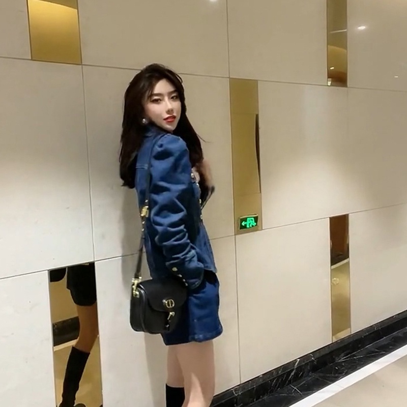 Áo khoác denim IELGY ôm dáng vừa vặn tay dài phong cách retro thời trang cá tính dành cho nữ