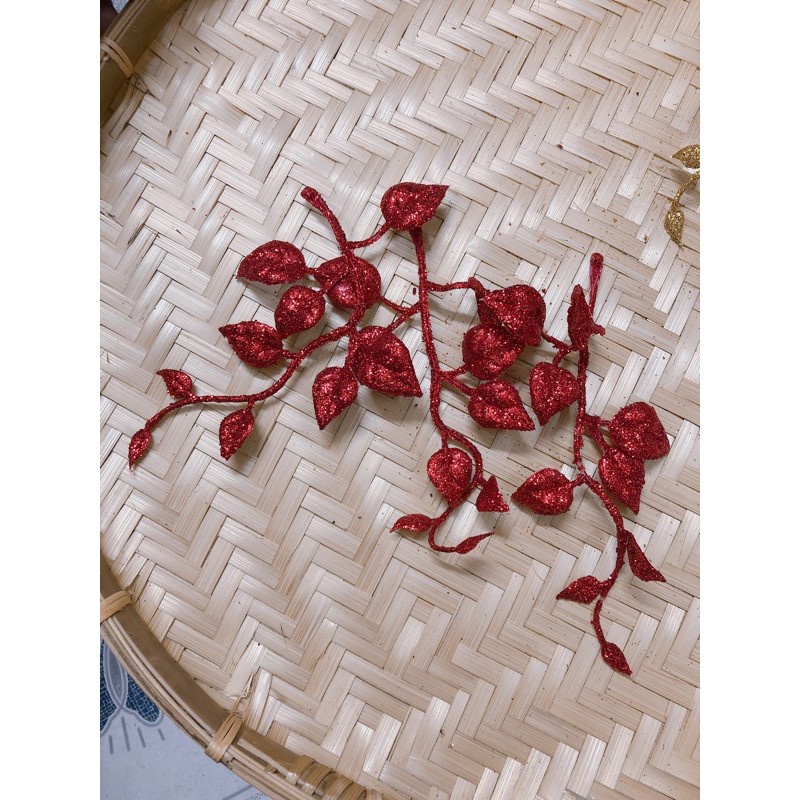 Chùm lá sung kim tuyến rủ trang trí oản tài lộc,cháp bánh