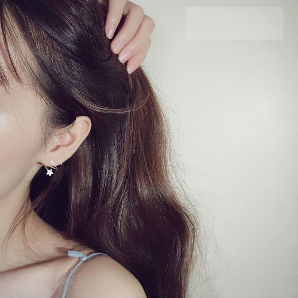 Bông tai sao xoắn bạc ta cho nữ mẫu lại về