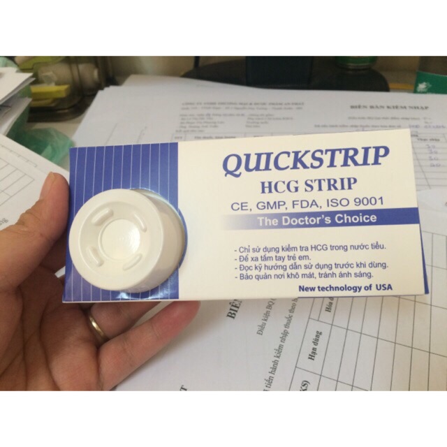 Combo 2 que thử thai Quickstrip phát hiện thai sớm