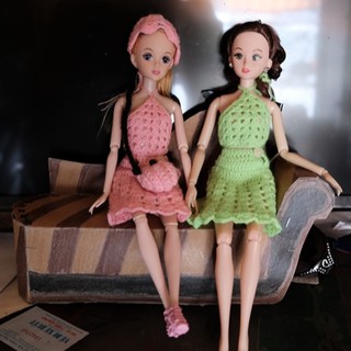 Búp bê thời trang len - áo váy dạo phố