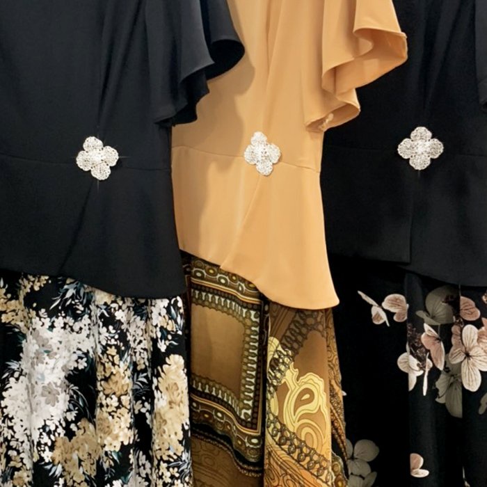 SHOPPRO - THỜI TRANG TRUNG NIÊN - ĐẦM XÒE DỰ TIỆC TẶNG MẸ U40 U50 ĐẸP PHỐI PHỤ KIỆN EO IN HOA SANG TRỌNG 3330 3337