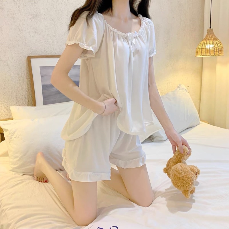 Bộ đùi lụa cao cấp, Bộ lụa cộc tay mềm mại, mặc nhà tiểu thư baby C05