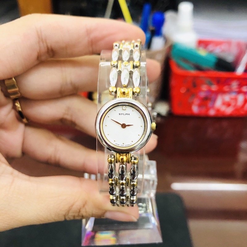 Đồng hồ nữ si nhật dáng lắc tay hiệu Citizen