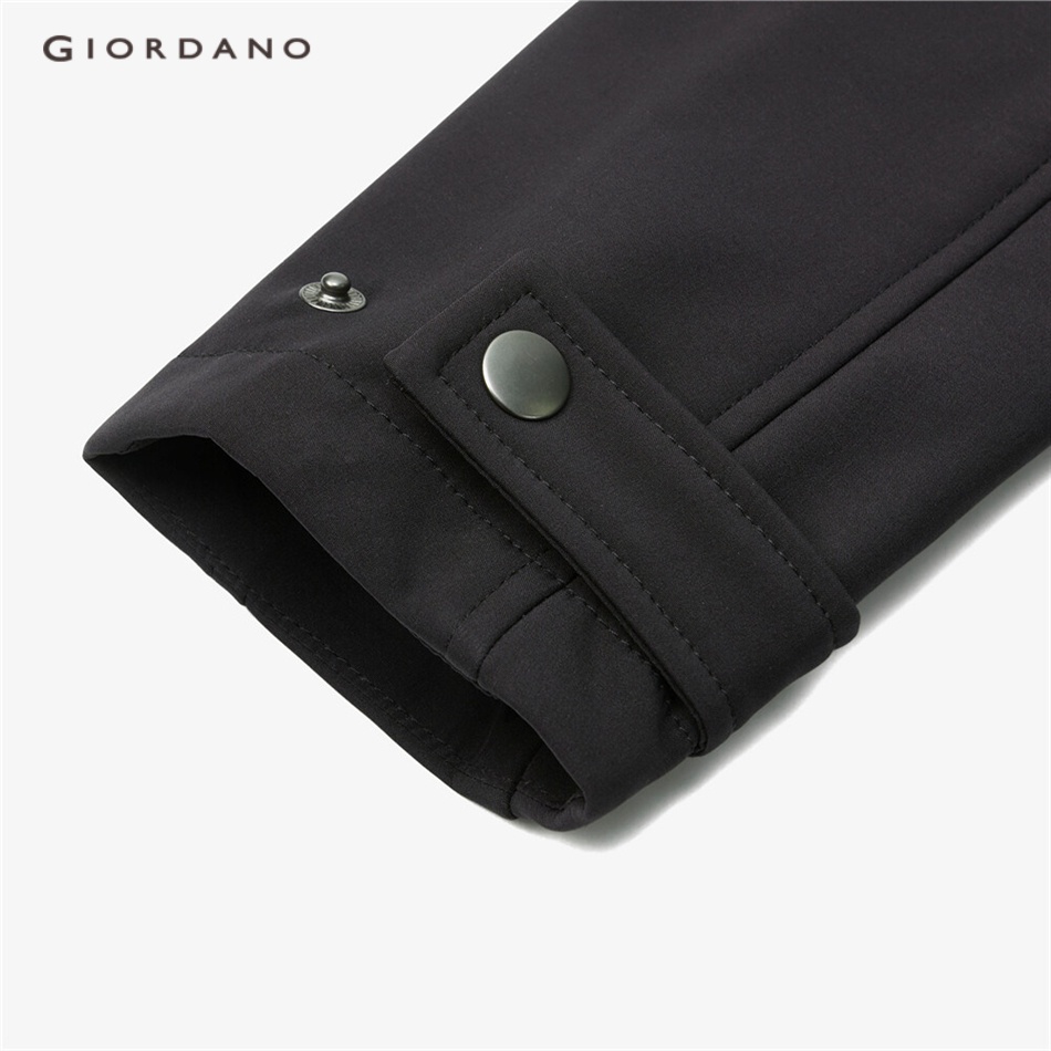 Áo gió Giordano 05372715 có mũ trùm đầu dài vừa lót nỉ cho nữ