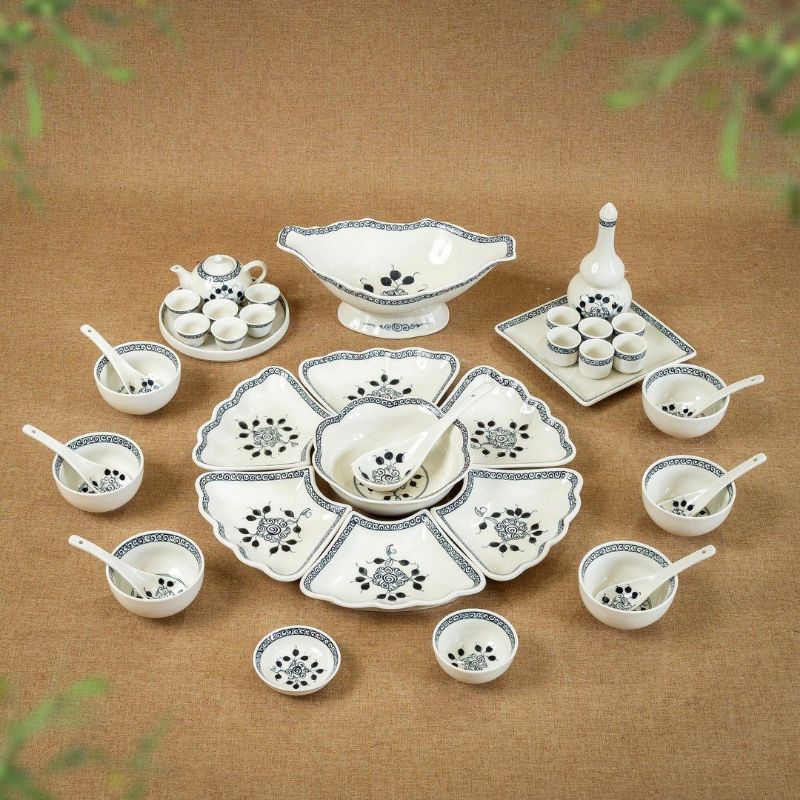 Bộ bát đĩa hoa mặt trời Bát Tràng,đường kính 45cm,55cm.