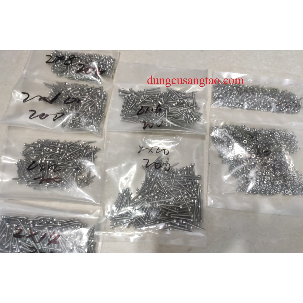 Ốc lục giác Inox M2 / bu lông M2