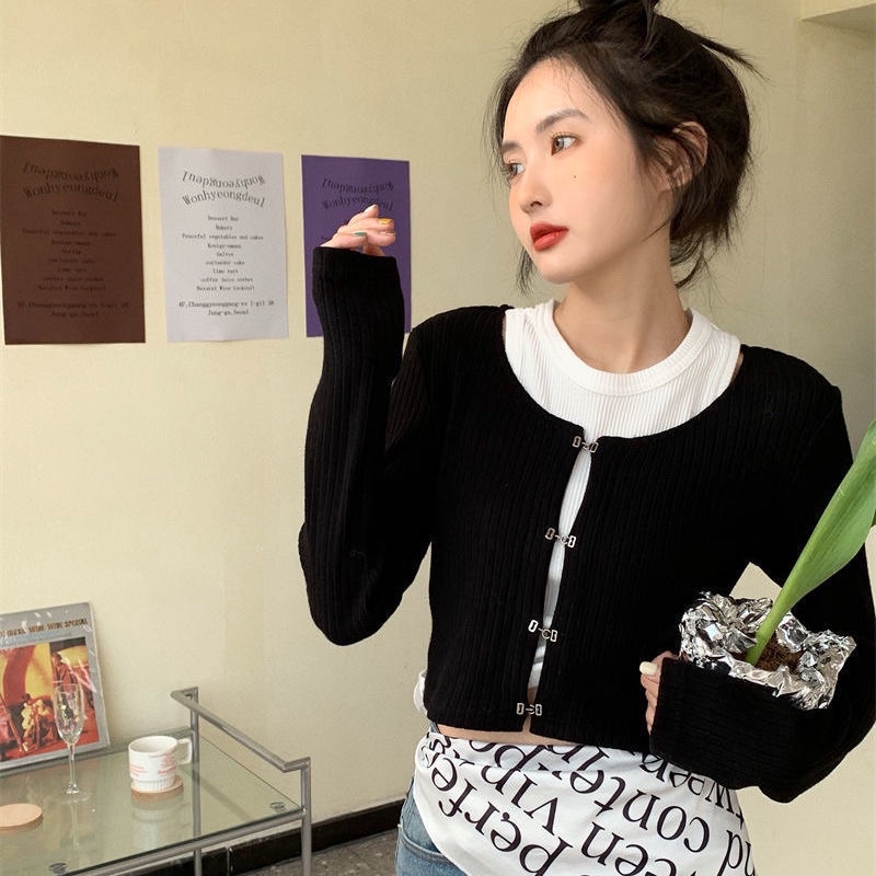 Set áo len tăm móc tocjean gài đặc biệt